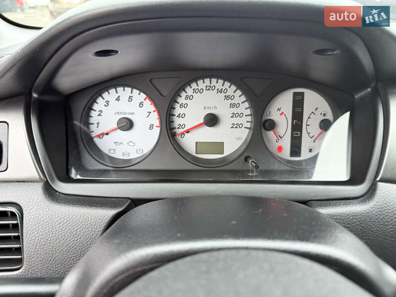 Седан Mitsubishi Lancer 2009 в Киеве