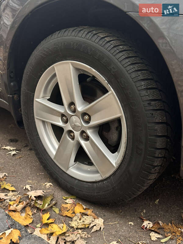 Седан Mitsubishi Lancer 2009 в Киеве фото 16 Седан Mitsubishi Lancer 2009 в Киеве