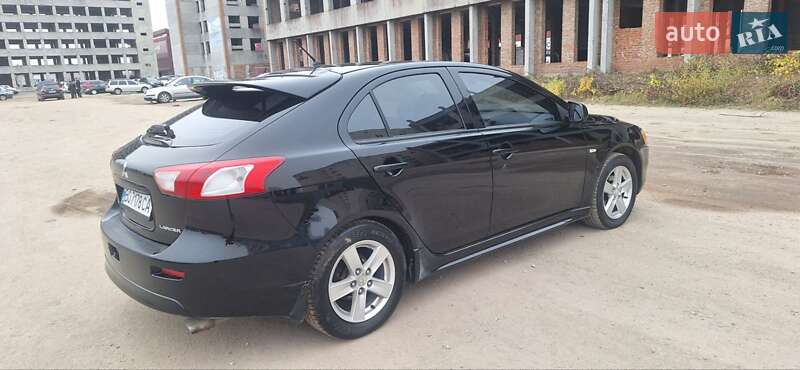 Хетчбек Mitsubishi Lancer 2009 в Тернополі фото 8 Хетчбек Mitsubishi Lancer 2009 в Тернополі