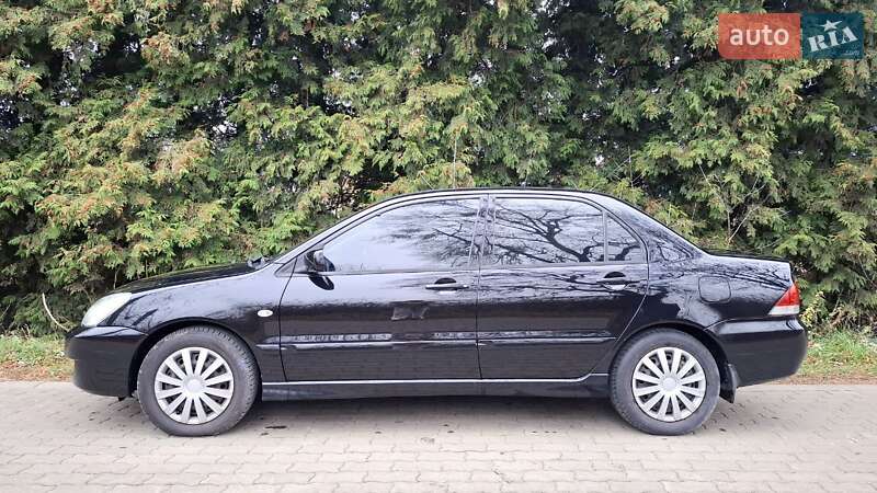 Седан Mitsubishi Lancer 2006 в Рудки