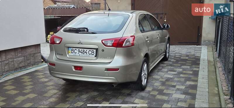 Хэтчбек Mitsubishi Lancer 2009 в Львове фото 2 Хэтчбек Mitsubishi Lancer 2009 в Львове