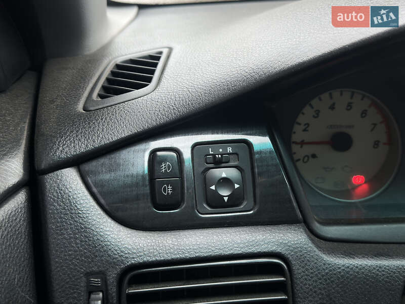 Седан Mitsubishi Lancer 2005 в Києві