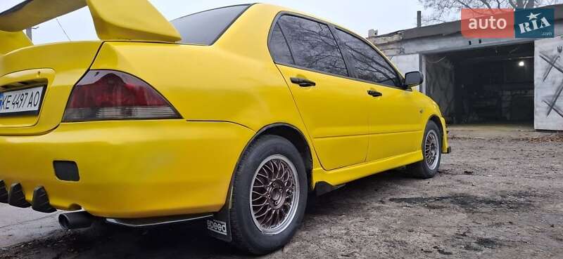 Седан Mitsubishi Lancer 2004 в Кам'янському фото 5 Седан Mitsubishi Lancer 2004 в Кам'янському