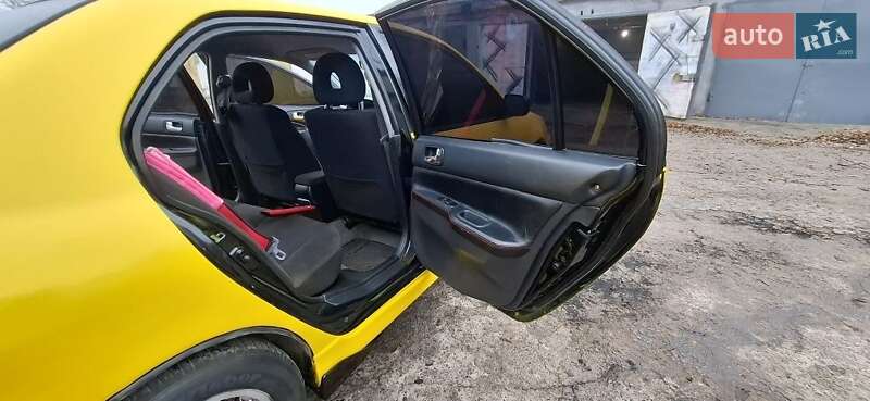 Седан Mitsubishi Lancer 2004 в Кам'янському фото 7 Седан Mitsubishi Lancer 2004 в Кам'янському