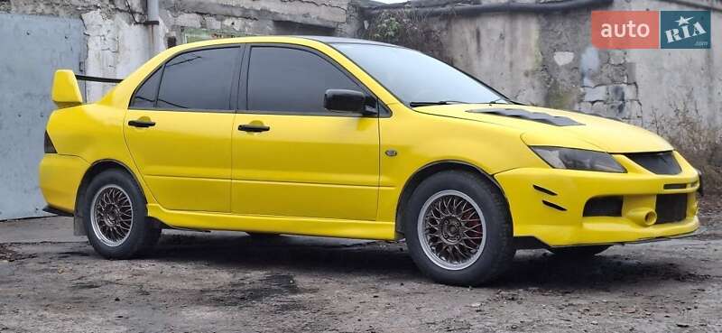 Седан Mitsubishi Lancer 2004 в Кам'янському фото 15 Седан Mitsubishi Lancer 2004 в Кам'янському
