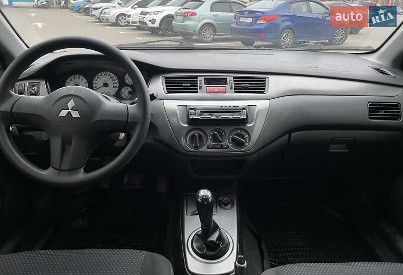 Седан Mitsubishi Lancer 2009 в Вишневому