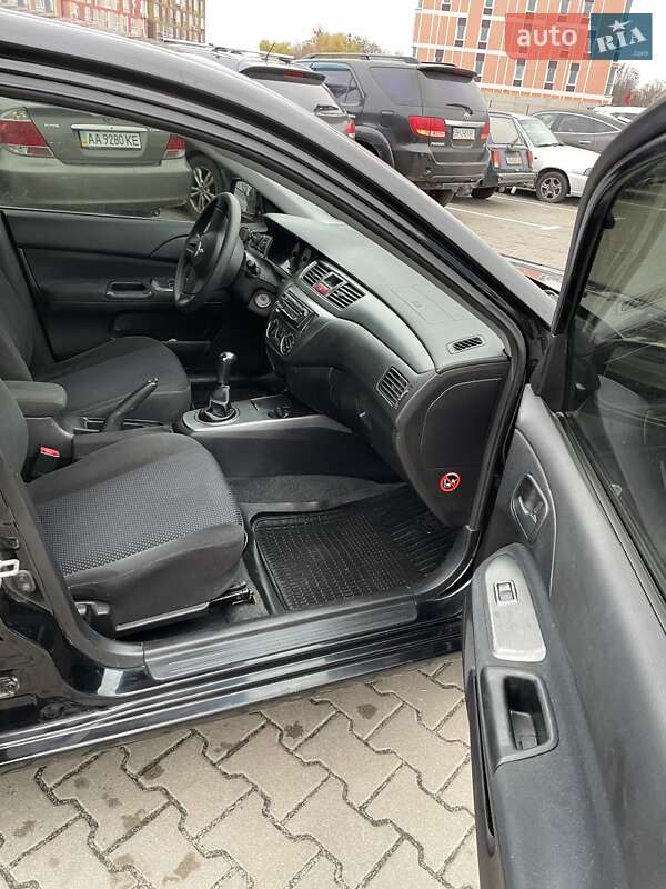 Седан Mitsubishi Lancer 2009 в Вишневому