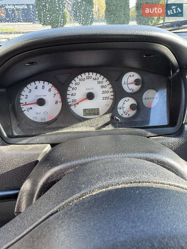 Седан Mitsubishi Lancer 2006 в Івано-Франківську