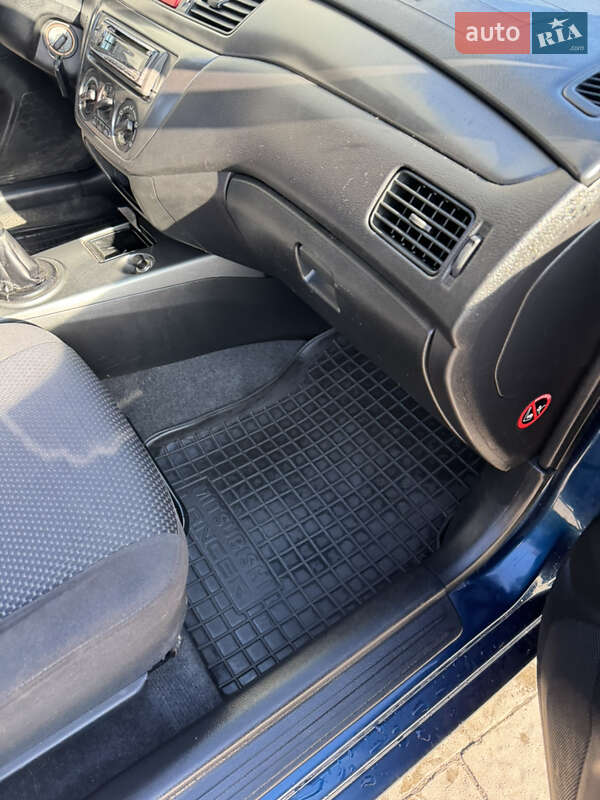 Седан Mitsubishi Lancer 2006 в Івано-Франківську