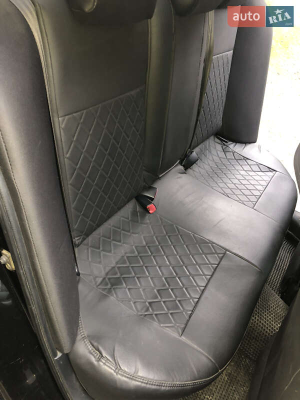 Седан Mitsubishi Lancer 2007 в Луцке