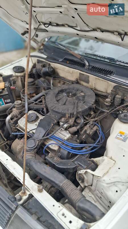 Седан Mitsubishi Lancer 1988 в Світловодську фото 7 Седан Mitsubishi Lancer 1988 в Світловодську