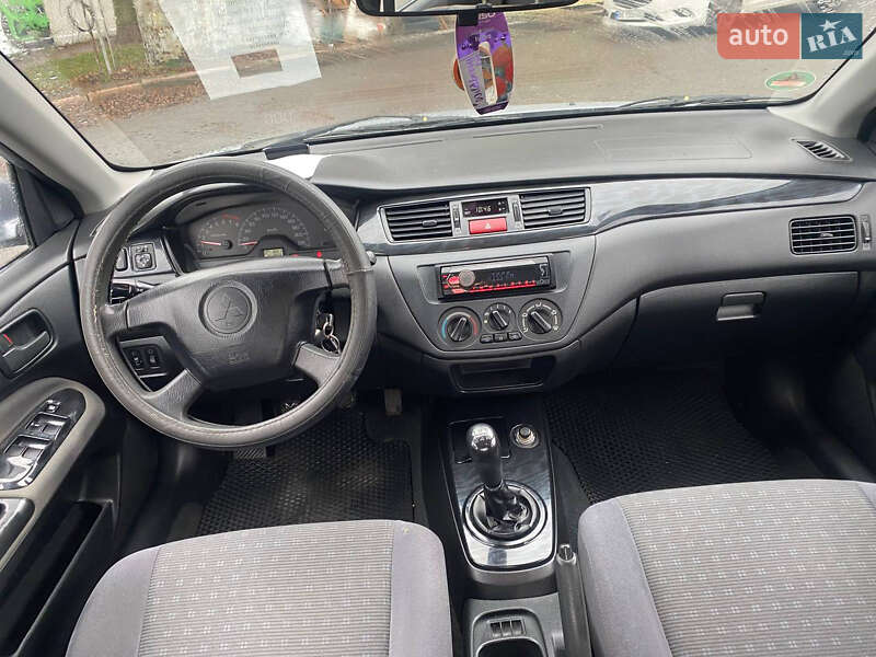 Седан Mitsubishi Lancer 2003 в Полтаві