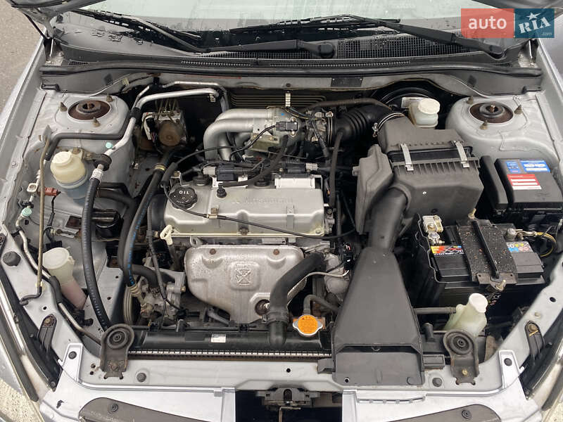 Седан Mitsubishi Lancer 2003 в Полтаві