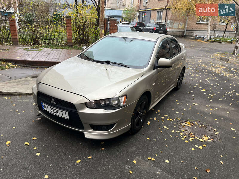 Седан Mitsubishi Lancer 2007 в Києві