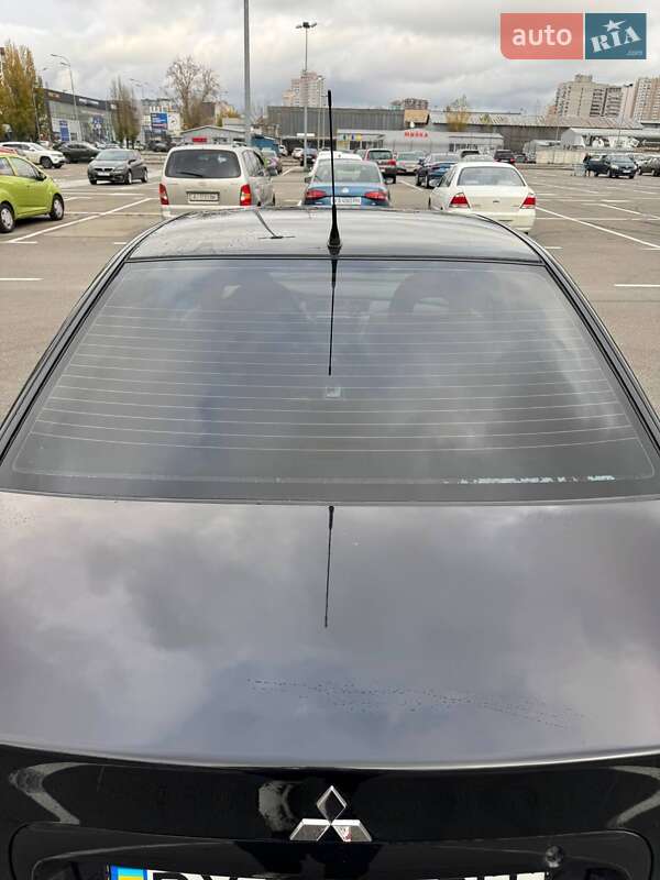 Седан Mitsubishi Lancer 2008 в Киеве