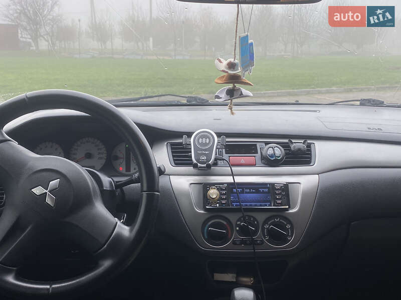 Седан Mitsubishi Lancer 2008 в Теофиполе фото 31 Седан Mitsubishi Lancer 2008 в Теофиполе