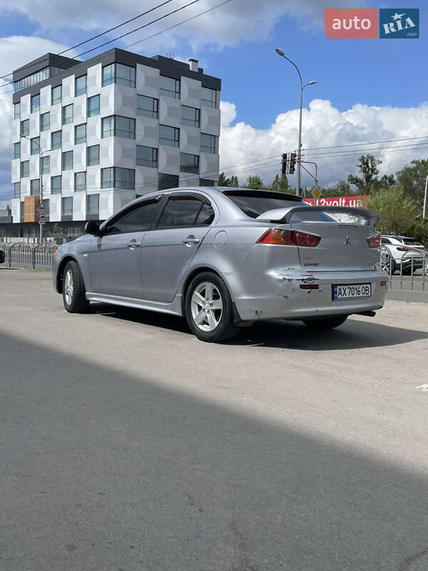 Седан Mitsubishi Lancer 2008 в Харькове