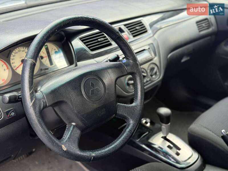 Седан Mitsubishi Lancer 2005 в Запоріжжі