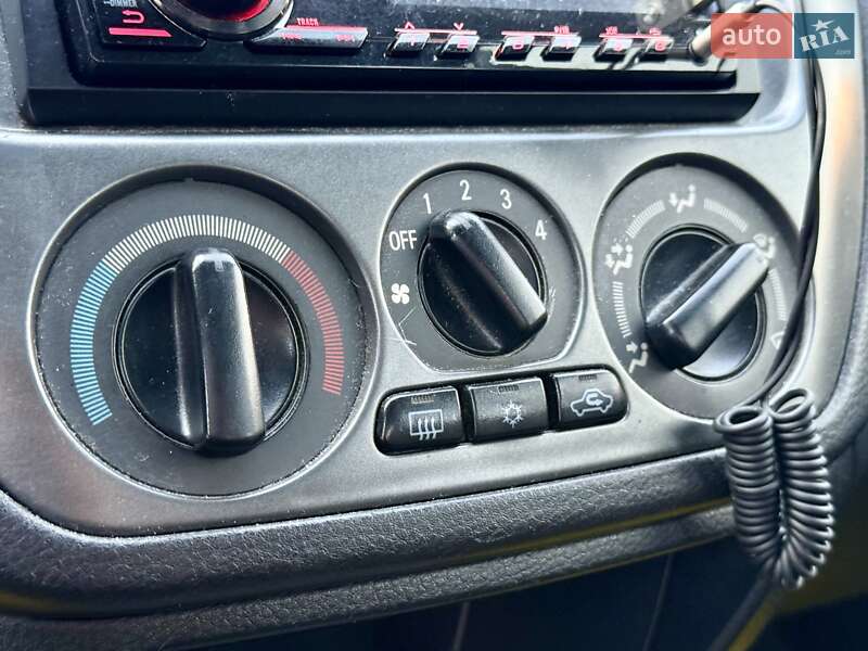 Седан Mitsubishi Lancer 2007 в Киеве