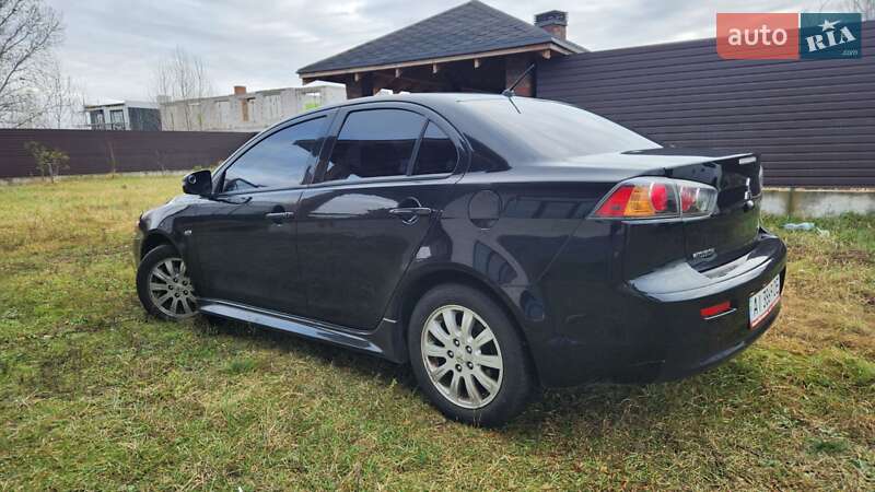 Седан Mitsubishi Lancer 2016 в Києві фото 10 Седан Mitsubishi Lancer 2016 в Києві