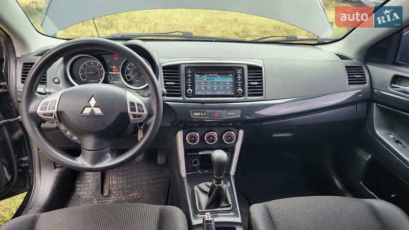 Седан Mitsubishi Lancer 2016 в Києві фото 16 Седан Mitsubishi Lancer 2016 в Києві