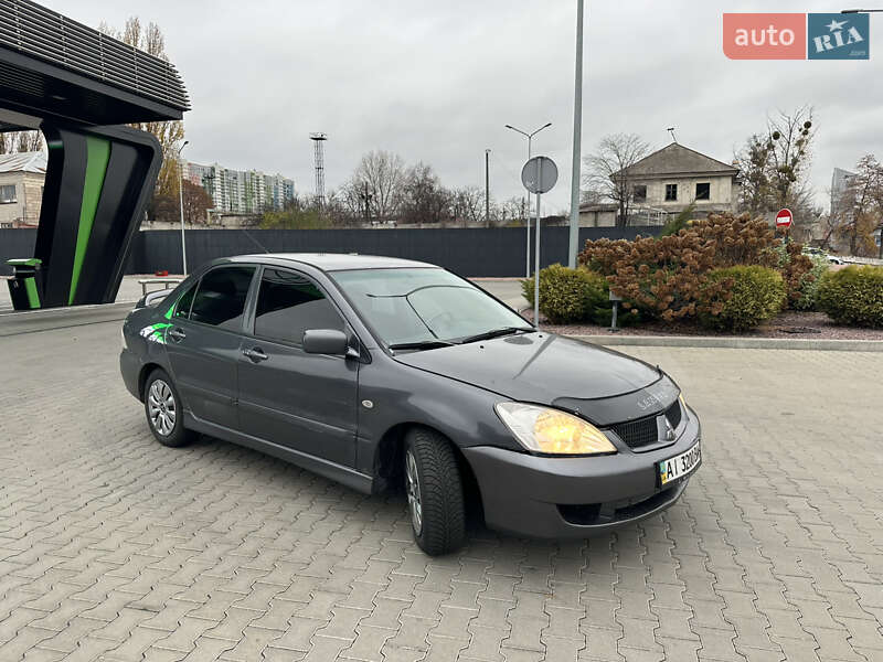 Седан Mitsubishi Lancer 2007 в Киеве фото 5 Седан Mitsubishi Lancer 2007 в Киеве