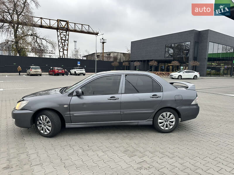 Седан Mitsubishi Lancer 2007 в Киеве фото 10 Седан Mitsubishi Lancer 2007 в Киеве