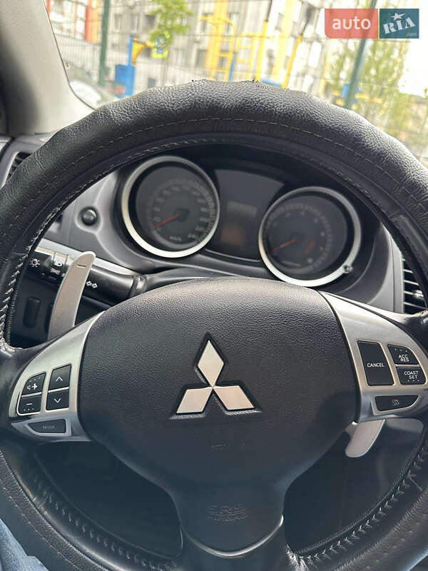 Седан Mitsubishi Lancer 2008 в Києві