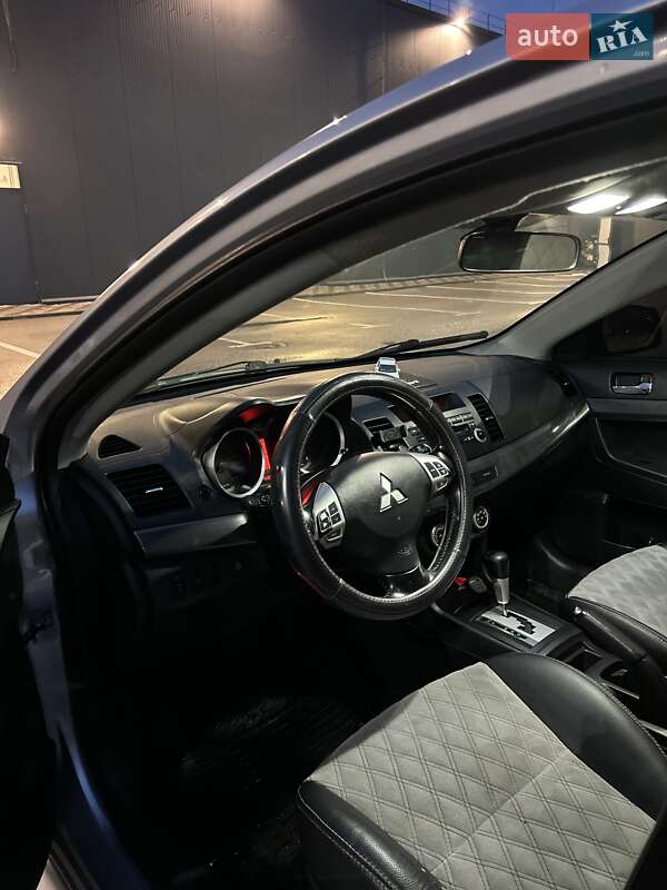Седан Mitsubishi Lancer 2008 в Києві