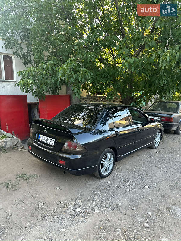 Седан Mitsubishi Lancer 2006 в Николаеве фото 4 Седан Mitsubishi Lancer 2006 в Николаеве