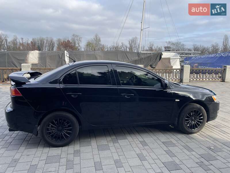 Седан Mitsubishi Lancer 2008 в Днепре