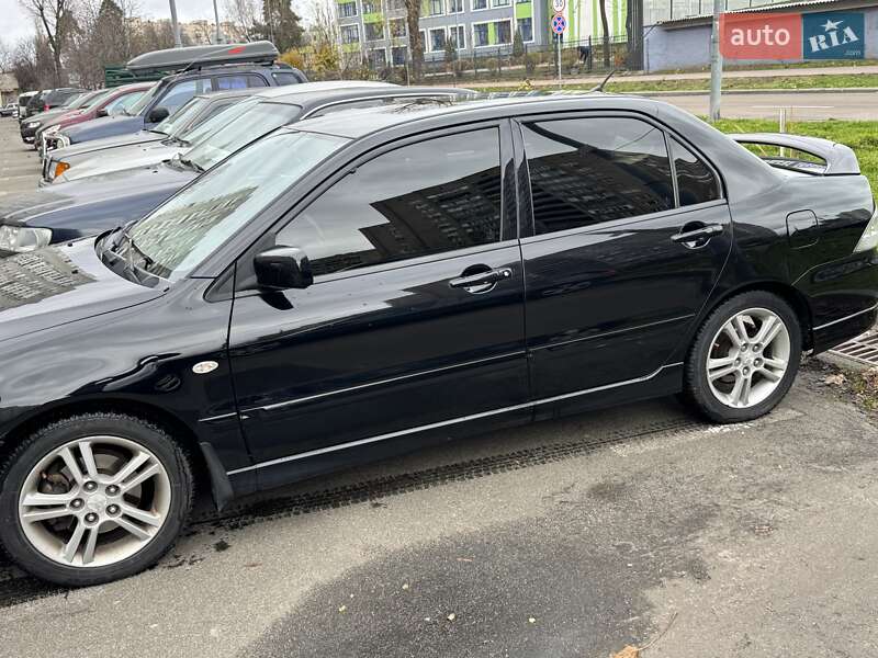 Седан Mitsubishi Lancer 2007 в Києві