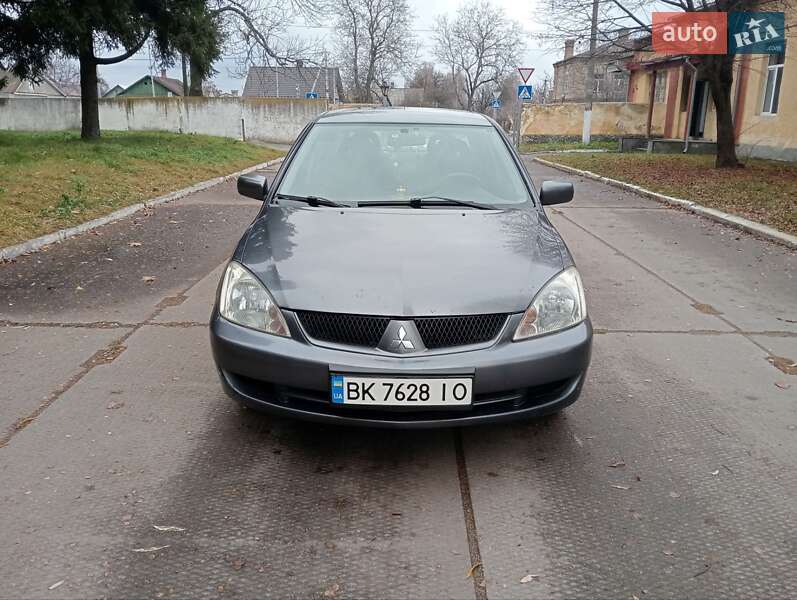 Седан Mitsubishi Lancer 2008 в Острозі