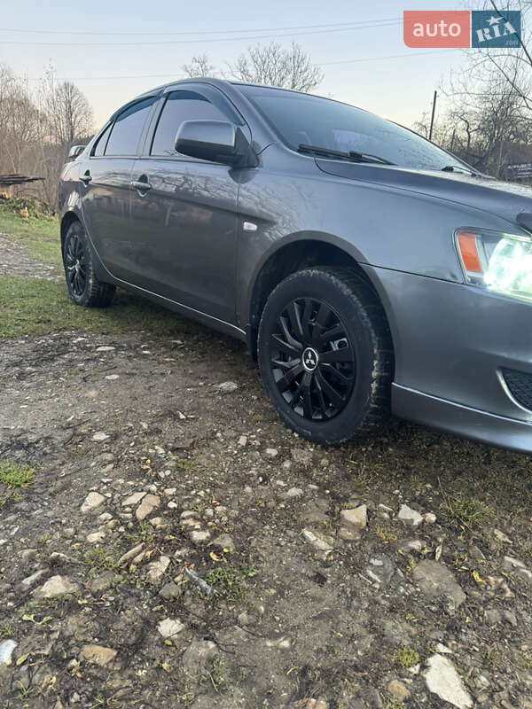 Седан Mitsubishi Lancer 2008 в Бориславі