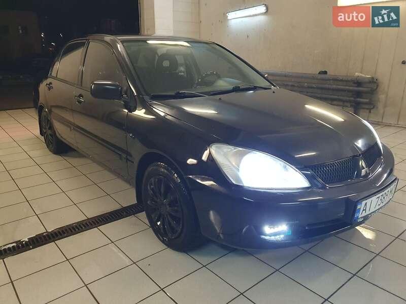 Седан Mitsubishi Lancer 2006 в Киеве