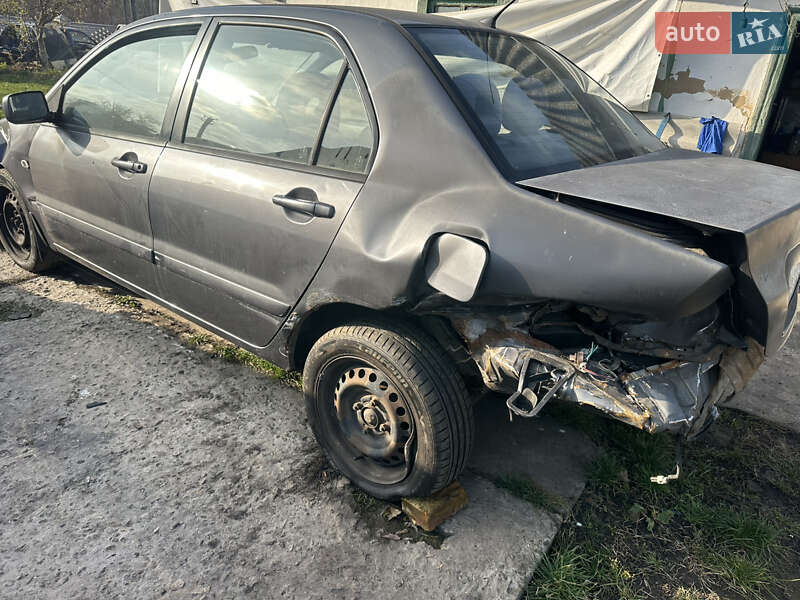 Седан Mitsubishi Lancer 2007 в Гребенках
