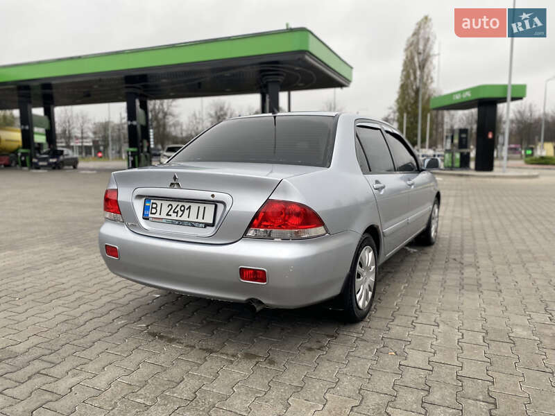 Седан Mitsubishi Lancer 2009 в Кременчуге