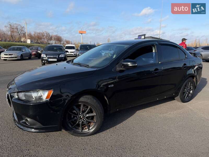 Седан Mitsubishi Lancer 2015 в Кривому Розі