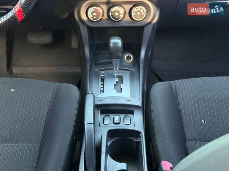 Седан Mitsubishi Lancer 2015 в Кривому Розі
