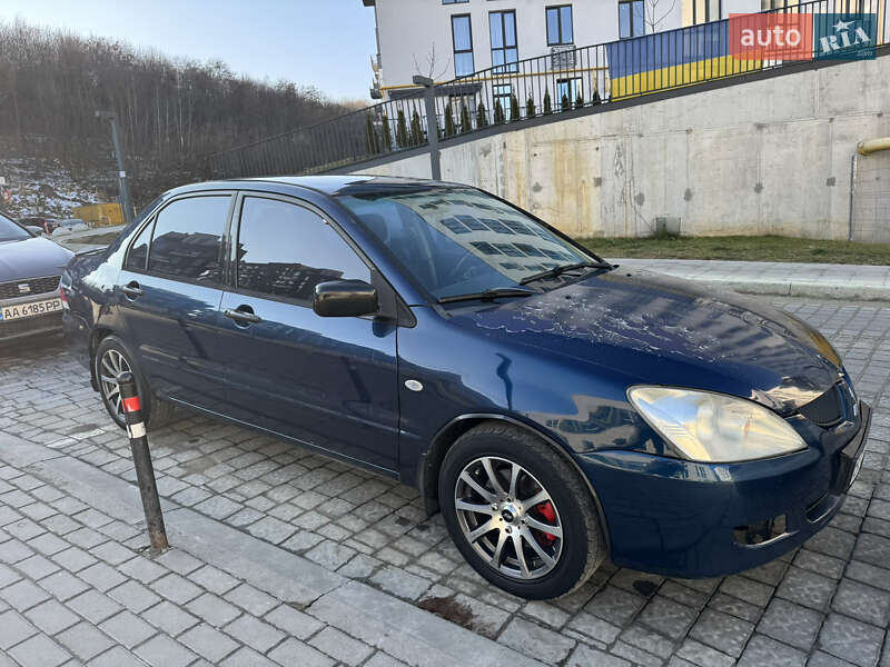 Седан Mitsubishi Lancer 2003 в Львові фото 8 Седан Mitsubishi Lancer 2003 в Львові