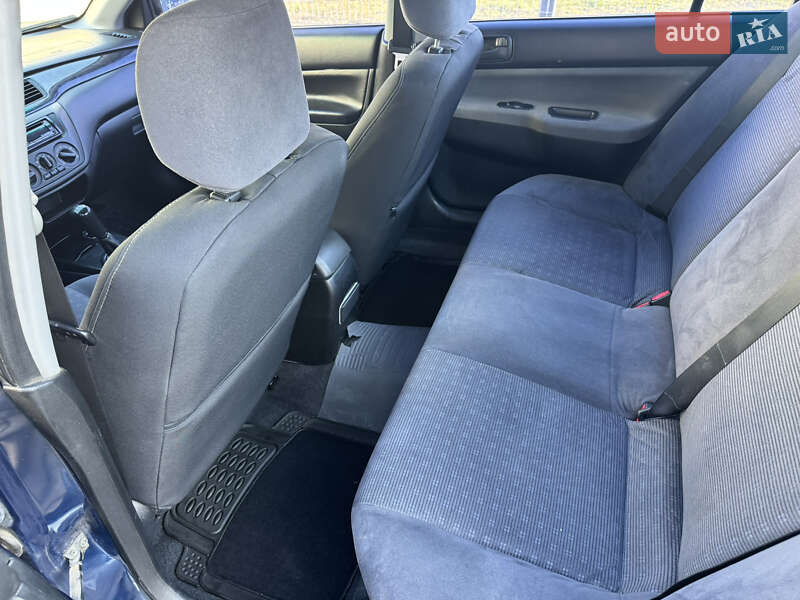 Седан Mitsubishi Lancer 2003 в Львові фото 14 Седан Mitsubishi Lancer 2003 в Львові