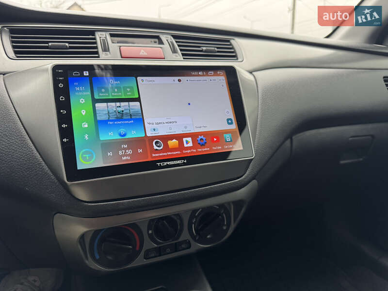 Седан Mitsubishi Lancer 2008 в Черновцах