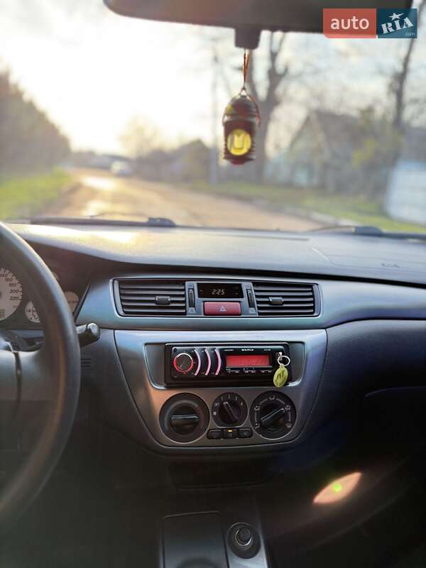 Седан Mitsubishi Lancer 2009 в Верхньодніпровську