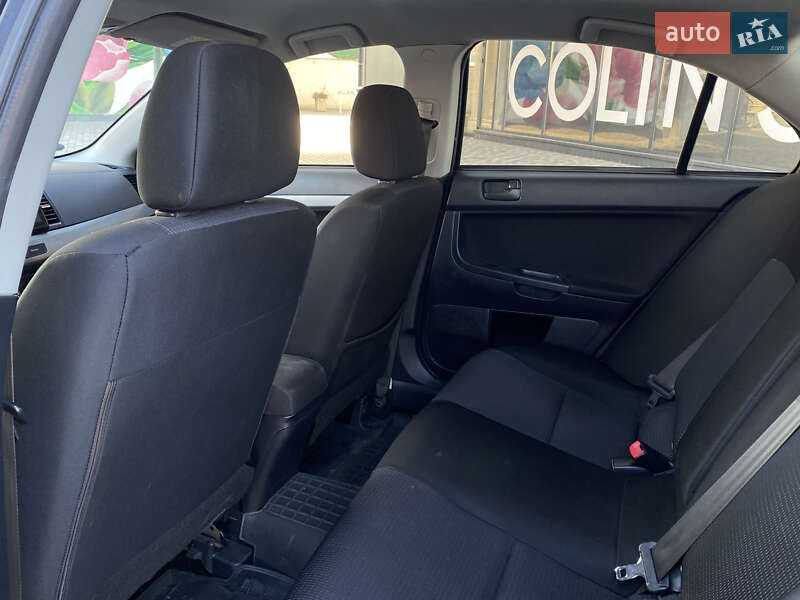 Седан Mitsubishi Lancer 2010 в Киеве фото 19 Седан Mitsubishi Lancer 2010 в Киеве