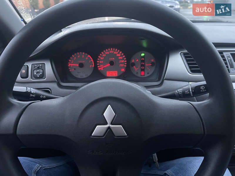 Седан Mitsubishi Lancer 2008 в Києві