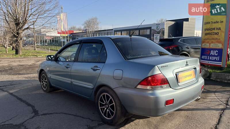 Седан Mitsubishi Lancer 2009 в Николаеве