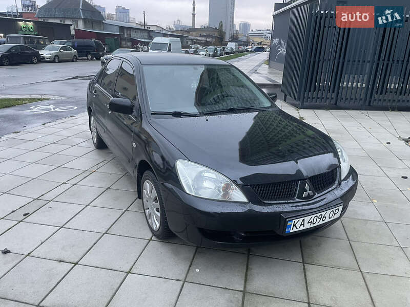Седан Mitsubishi Lancer 2008 в Києві фото Седан Mitsubishi Lancer 2008 в Києві