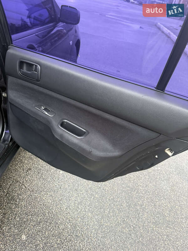 Седан Mitsubishi Lancer 2007 в Киеве