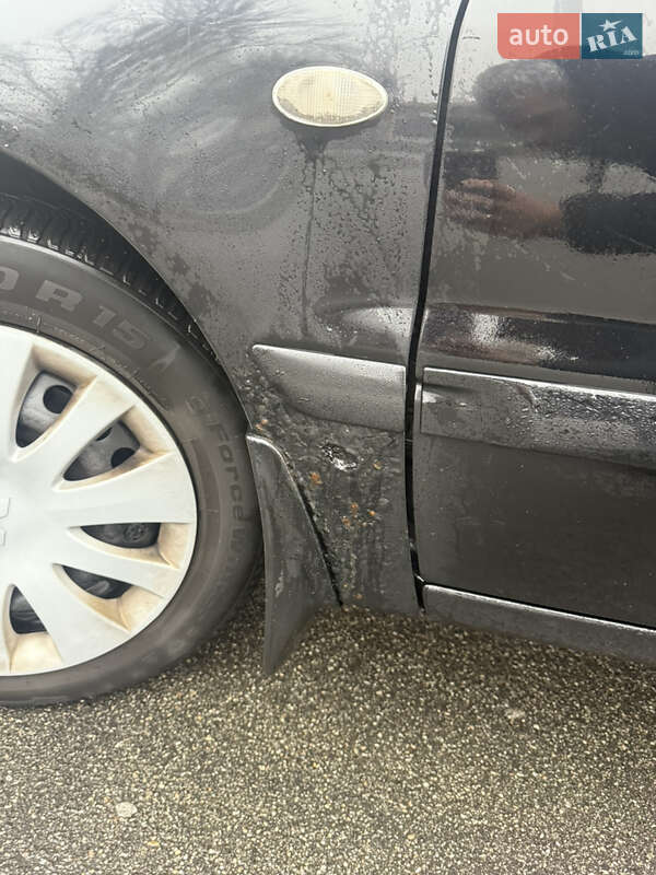 Седан Mitsubishi Lancer 2007 в Киеве