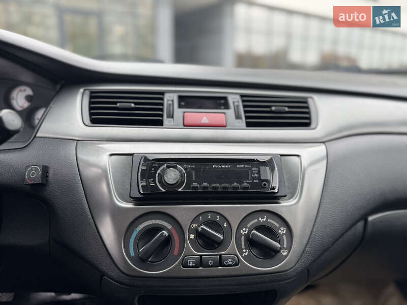 Седан Mitsubishi Lancer 2009 в Дніпрі